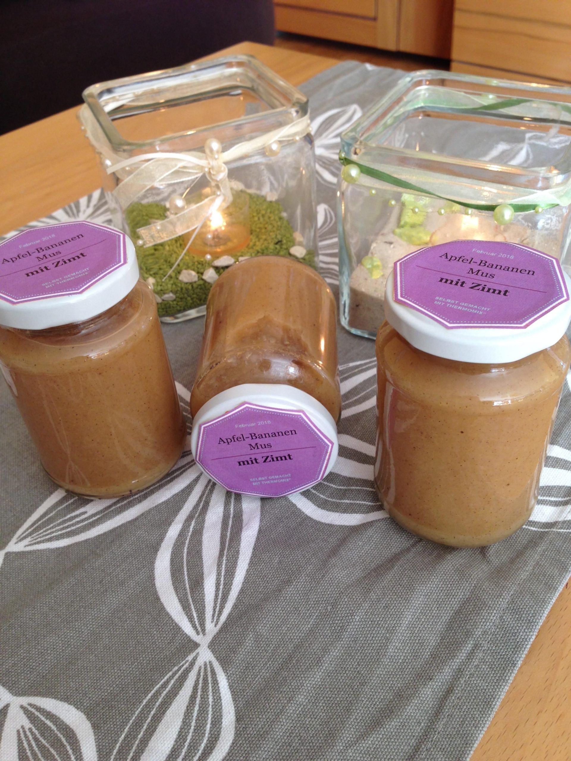 Apfel-Bananen-Mus mit Zimt