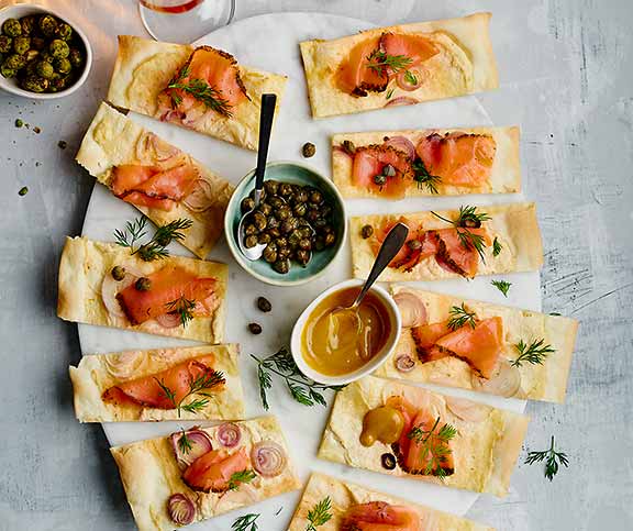 Flammkuchen mit Lachs